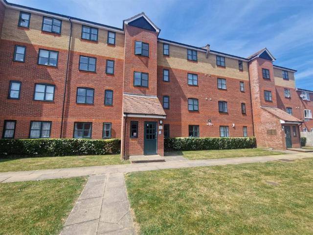 Flat for sale in Enfield Island Village, Greater London
