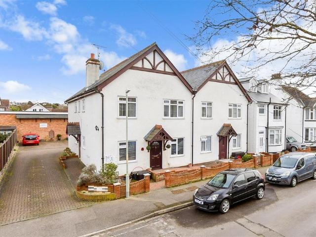 Flat for sale in Eddington, The Bridge