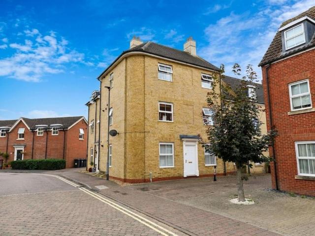 Flat for sale in Hinchingbrooke, Huntingdonshire