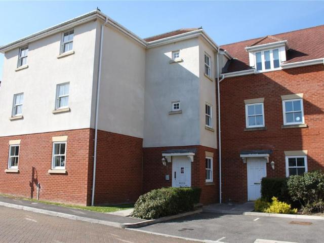Flat for sale in Sutton Scotney, Hampshire