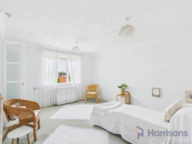 Flat for sale in Regent Quay, Oad Street