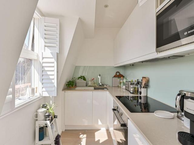 Flat for sale in London Borough of Merton, Merton Park