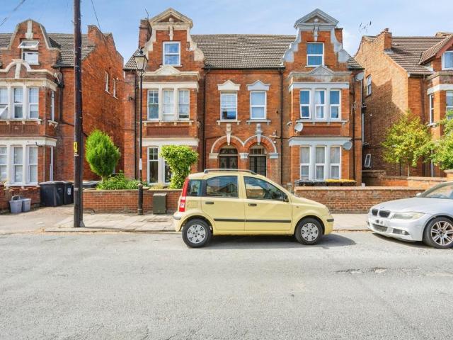 Flat for sale in De Parys, Bedford