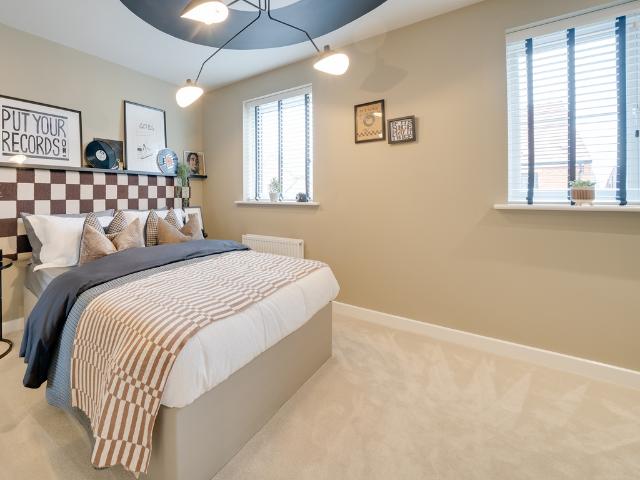 Flat for sale in Green Close, Warwickshire