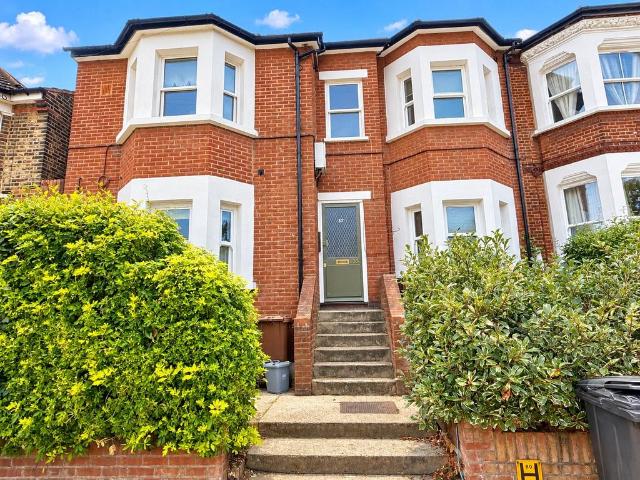 Flat for sale in Cordwell Estate, Greater London