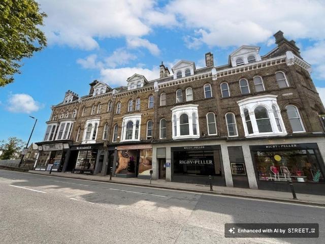 Flat for sale in Low Harrogate, Harrogate