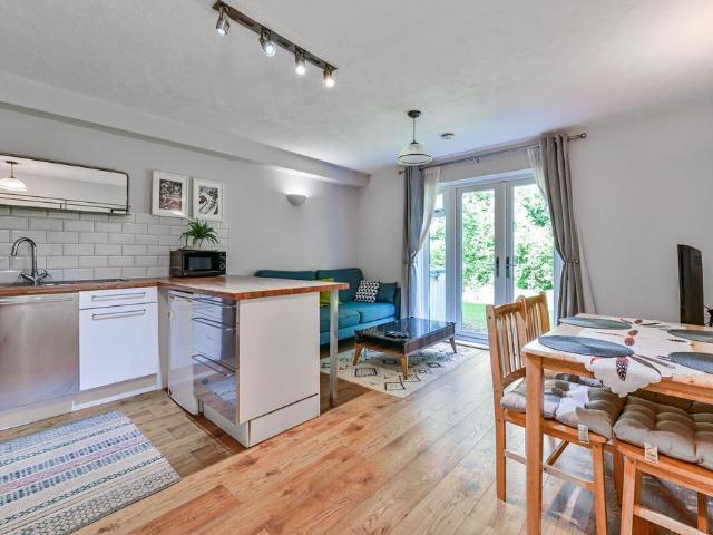 Flat for sale in Holloway, Lower Holloway