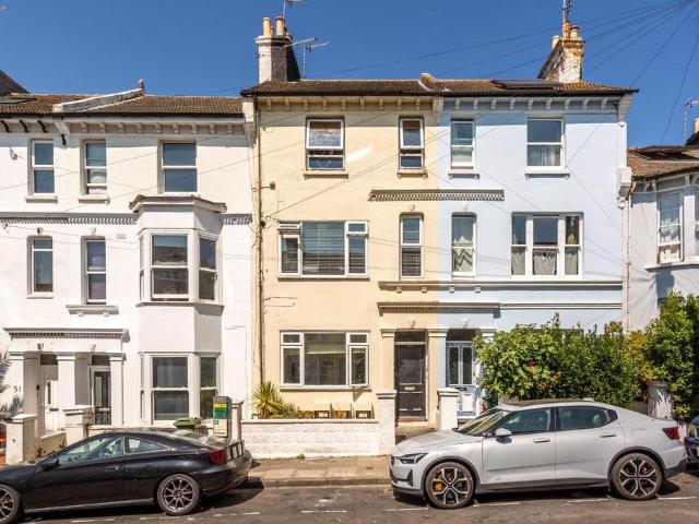 Flat for sale in Round Hill, Brighton & Hove