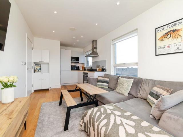 Flat for sale in Welwyn Garden City, Welwyn Hatfield