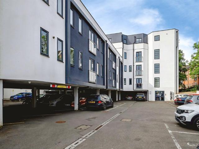 Flat for sale in Walton, Aylesbury