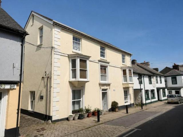 Flat for sale in Bridford, Devon