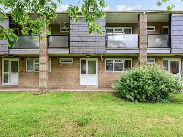 Flat for sale in Farnborough, Hampshire