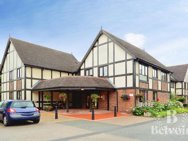 Flat for sale in Cherry Orchard, Frankwell