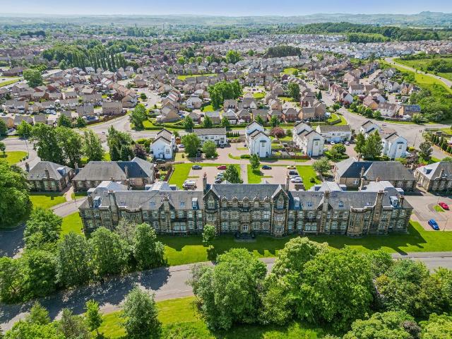 Flat for sale in Leverndale, Glasgow