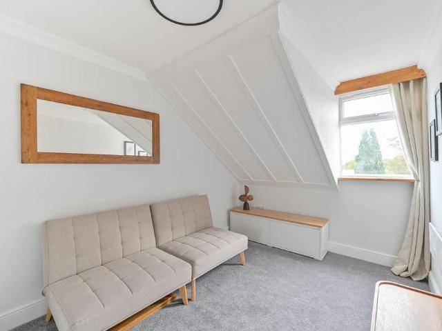 Flat for sale in Anerley, Greater London