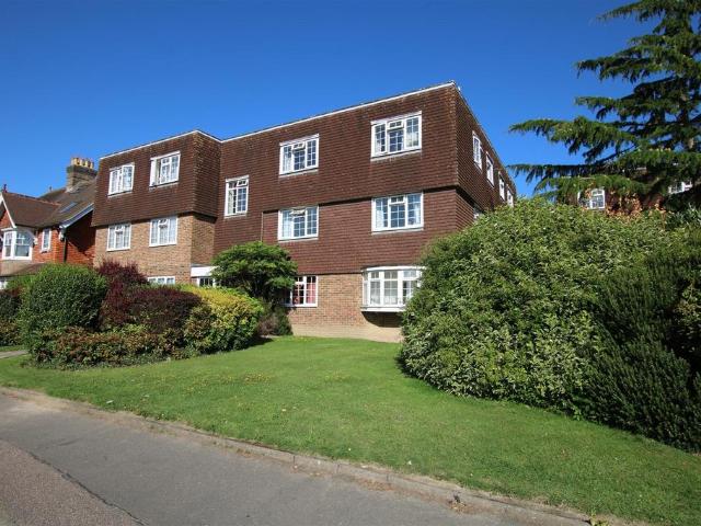 Flat for sale in North Horsham, Horsham