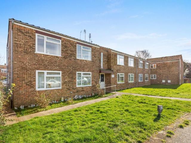 Flat for sale in Stoke Mandeville, Buckinghamshire