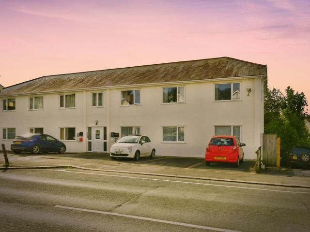 Flat for sale in Saltash, Cornwall
