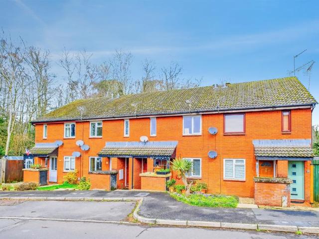 Flat for sale in Alderbury, Wiltshire