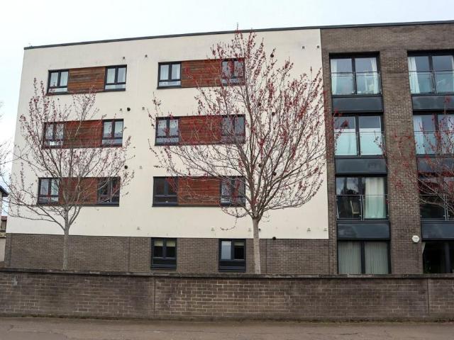 Flat for sale in East Pilton, Scotland