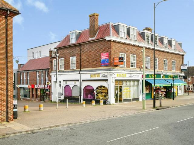 Flat for sale in Ladygrove, South Oxfordshire