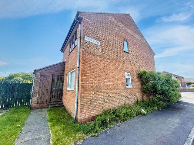 Flat for sale in Westoe, South Shields