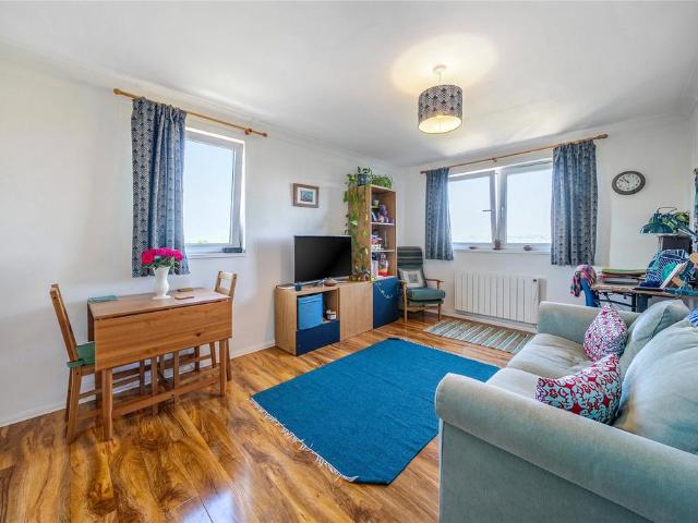 Flat for sale in London Borough of Bromley, Greater London