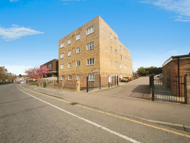 Flat for sale in Spring Park, Isle Of Man