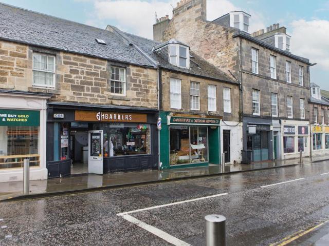 Flat for sale in Maxton, Scotland