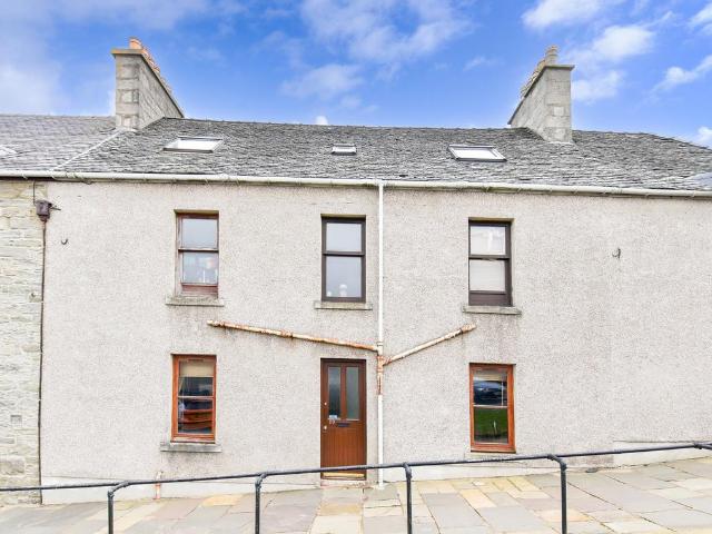 Flat for sale in Lerwick, Scotland