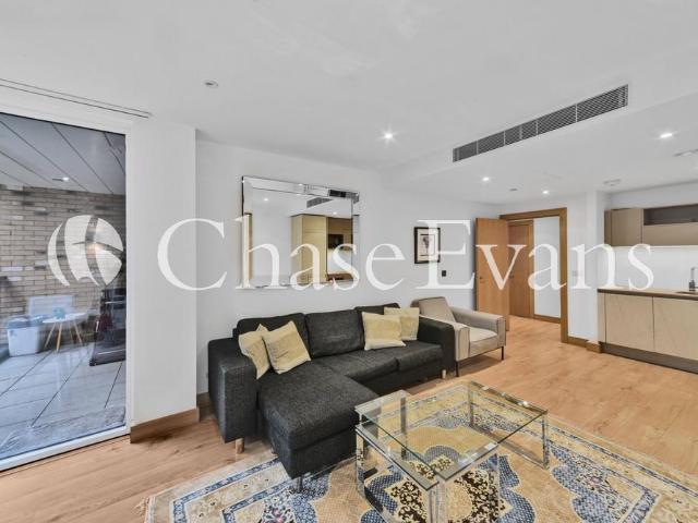 Flat for sale in Paddington, Isle Of Man