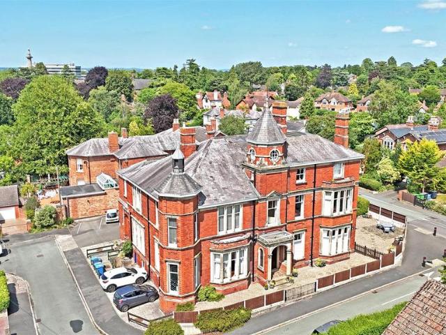Flat for sale in Frankwell, Shropshire
