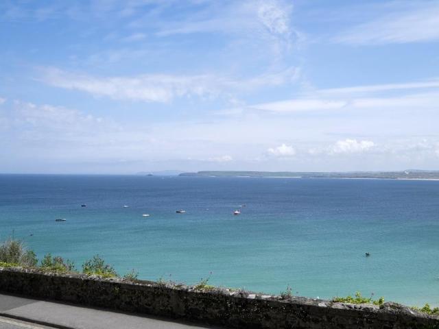 Flat for sale in Penbeagle, Cornwall