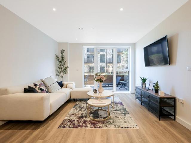 Flat for sale in Colindale, Isle Of Man