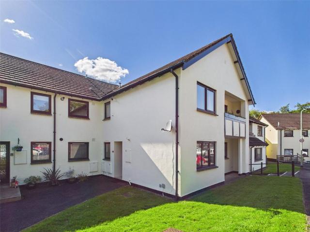 Flat for sale in Weir Quay, Devon