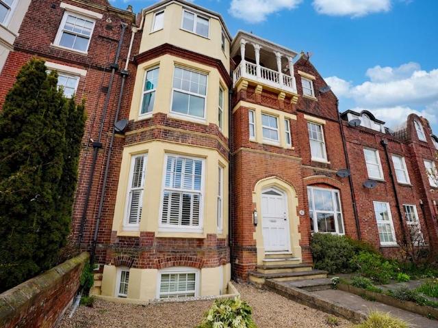 Flat for sale in Comers, Norfolk