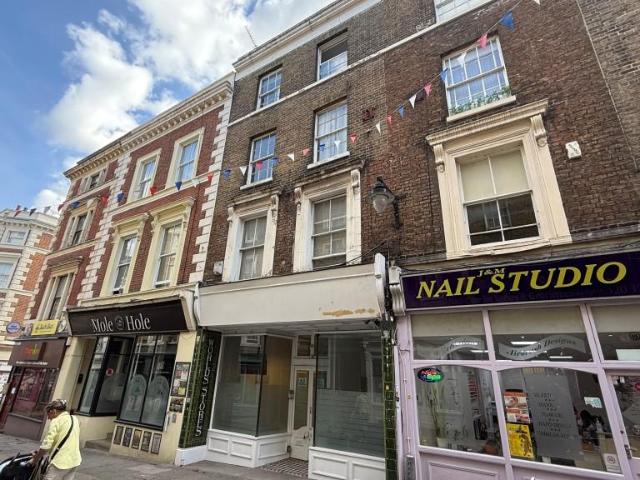 Flat for sale in Milton, Hamerton