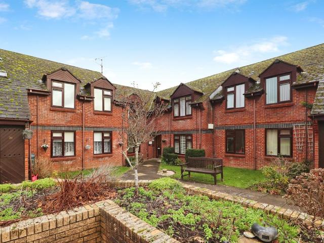 Flat for sale in Falcon Lodge, Wales