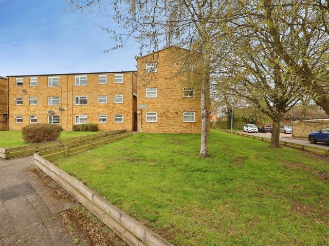 Flat for sale in Symonds Green, Shephall