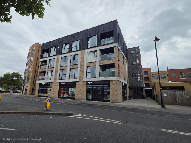 Flat for sale in Navestock Side, Essex