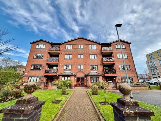 Flat for sale in Georgia, Greater Manchester
