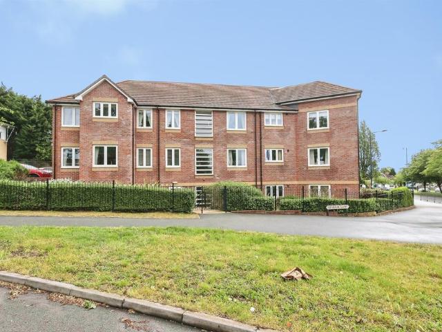 Flat for sale in West Midlands