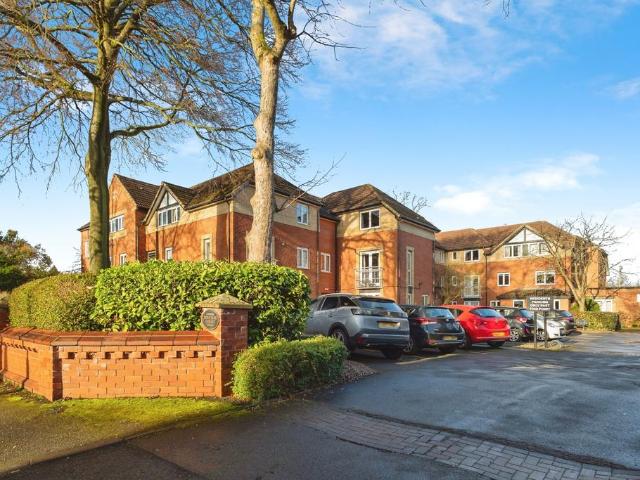 Flat for sale in Georgia, Greater Manchester