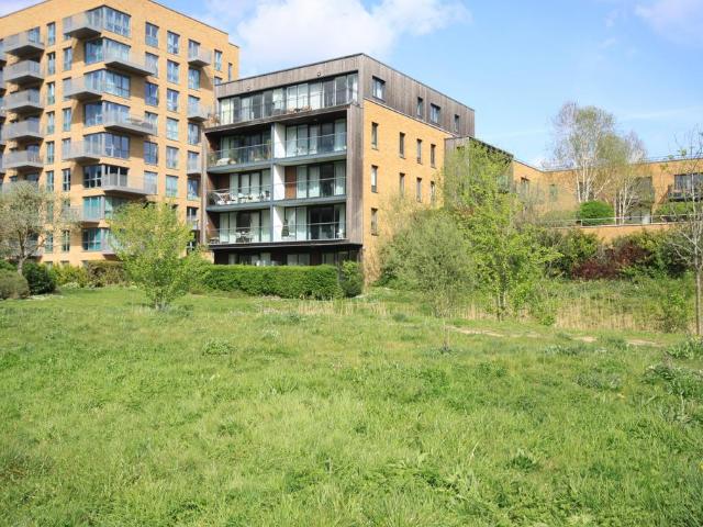 Flat for sale in Kidbrooke, Greater London