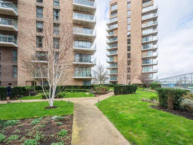 Flat for sale in Kidbrooke Village, Greater London