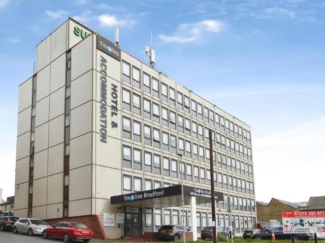 Flat for sale in West Yorkshire