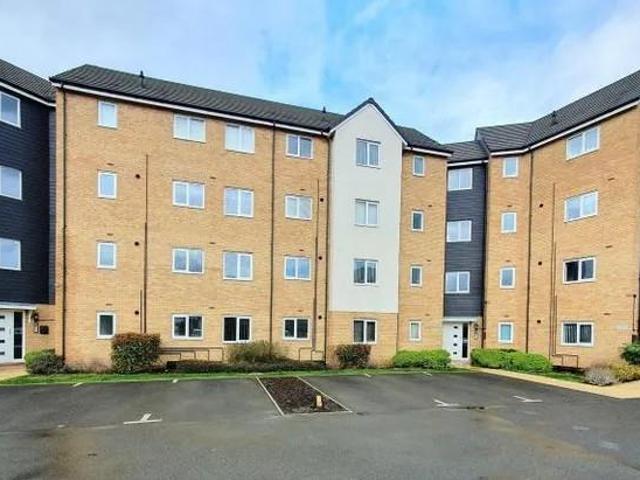 Flat for sale in Coleshill, West Midlands