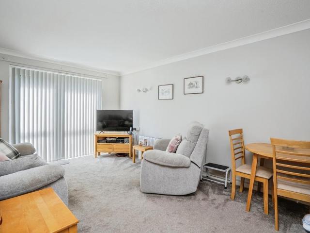 Flat for sale in Spring Vale, Hampshire