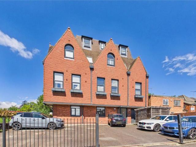 Flat for sale in Heol-las, Isle Of Man