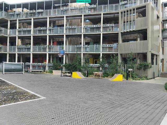 Flat for sale in London Borough of Lewisham, Ladywell